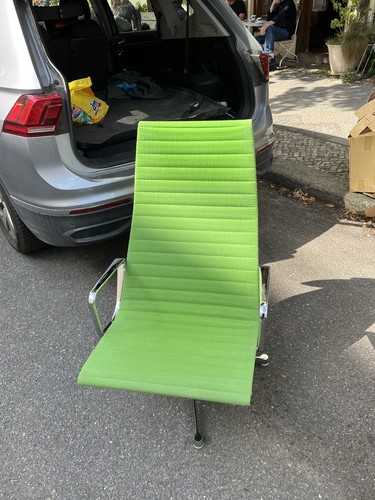 Vitra eames aluminium chair - eames, ea